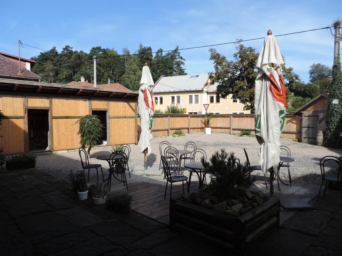 Ubytovaci Hostinec Na Skalach Budislav  Exterior foto