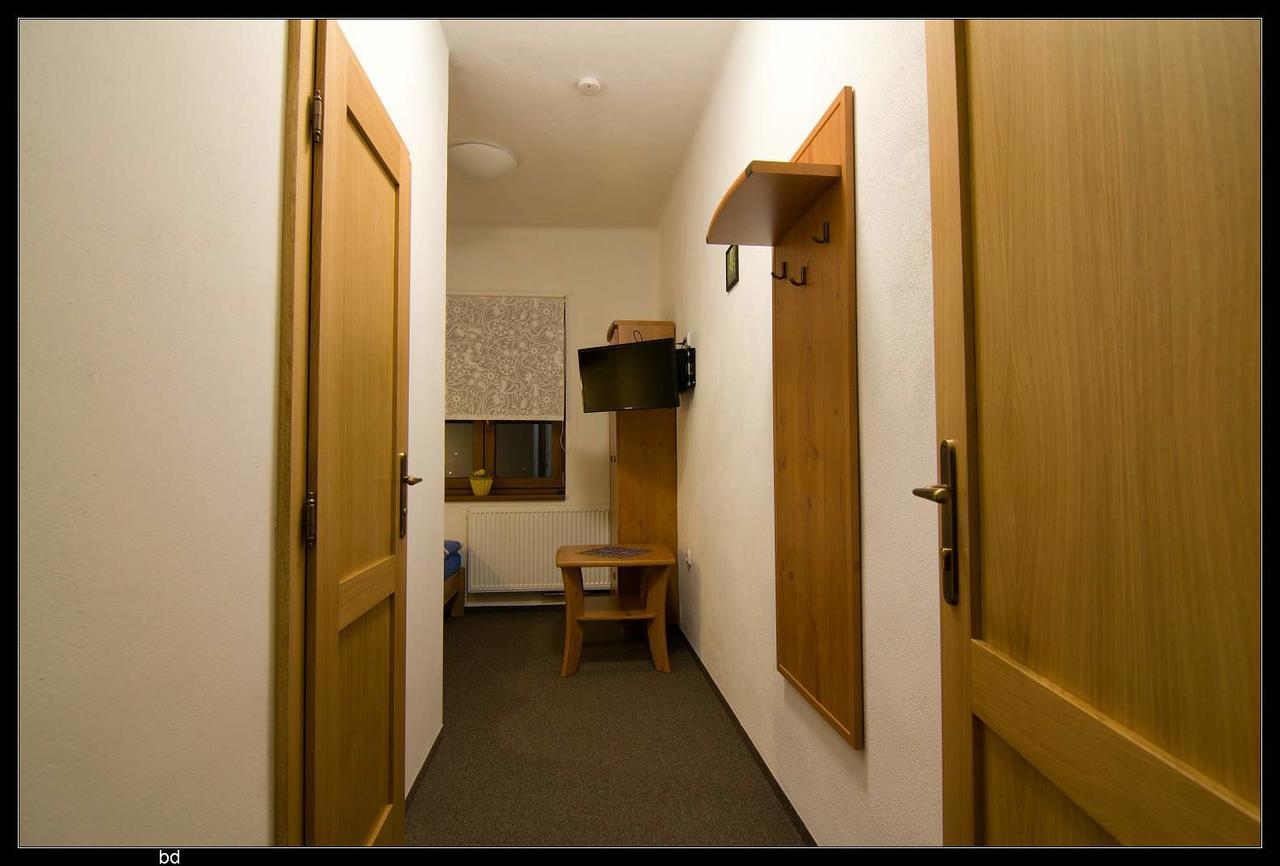 Ubytovaci Hostinec Na Skalach Budislav  Exterior foto