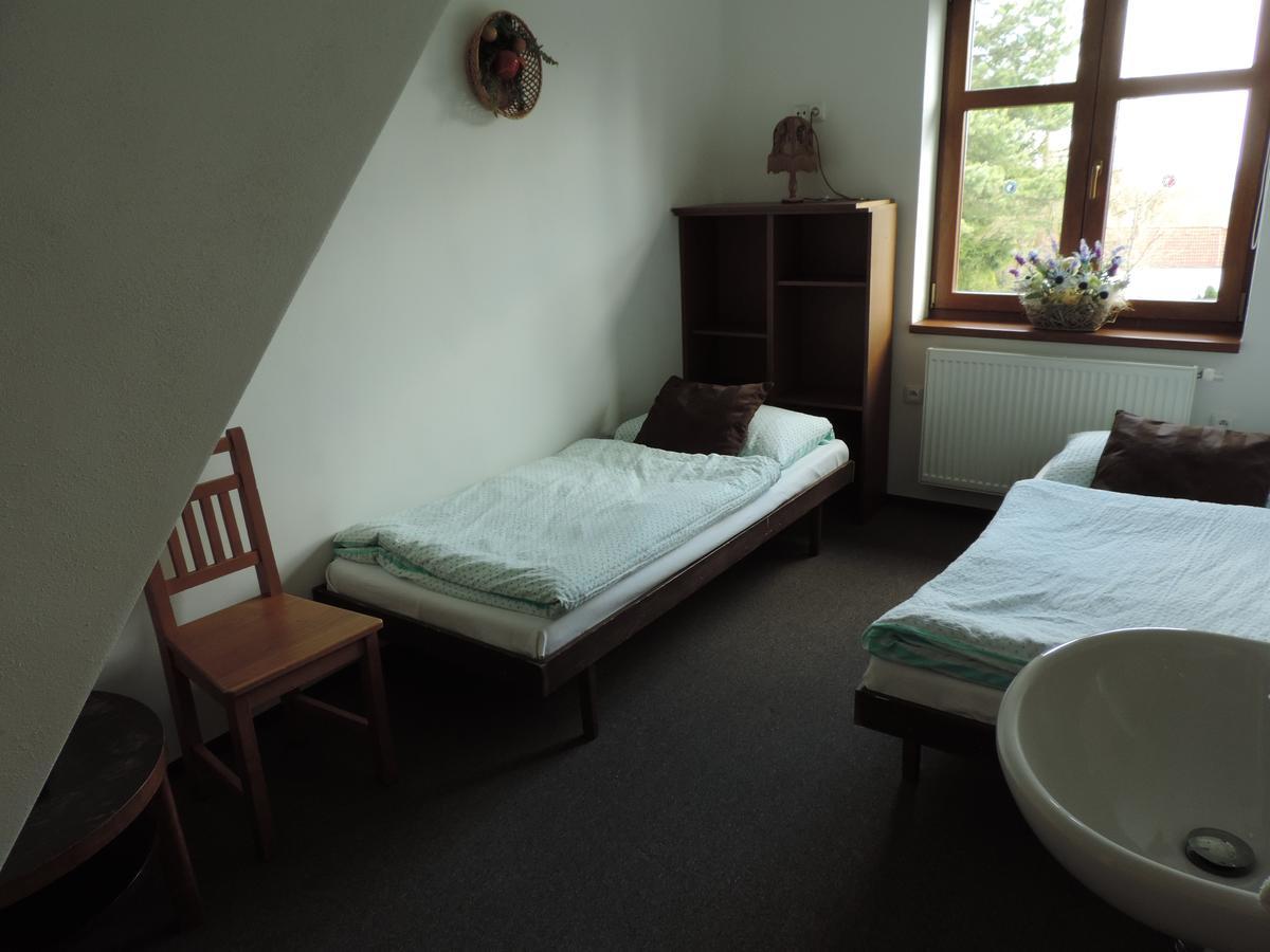Ubytovaci Hostinec Na Skalach Budislav  Exterior foto